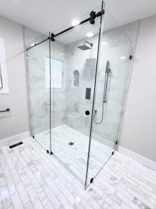 Barn door with return